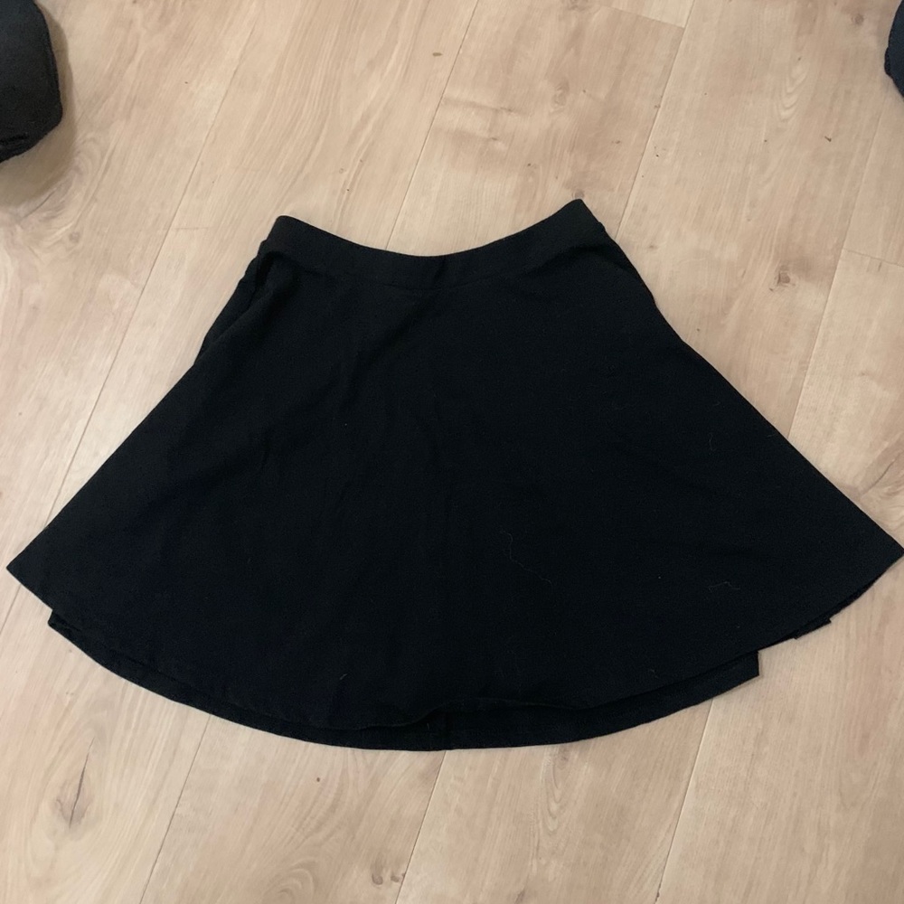 Mini skater skirt black small